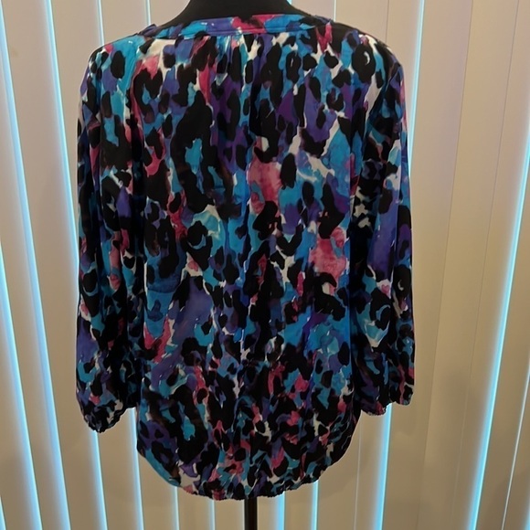 Dana Buchman Pintuck Banded Bottom Top Size Large - Picture 5 of 8